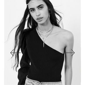 BA&SH TOP NWT one shoulder Sweater black  size M